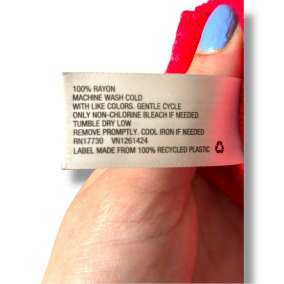 Universal Thread Red With White Pattern Sleeveless Adjustable Tiered Tank Top - Picture 10 of 16